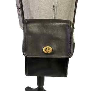 Vintage Coach Scooter Creed # 9893 Leather Crossbody Purse Bag